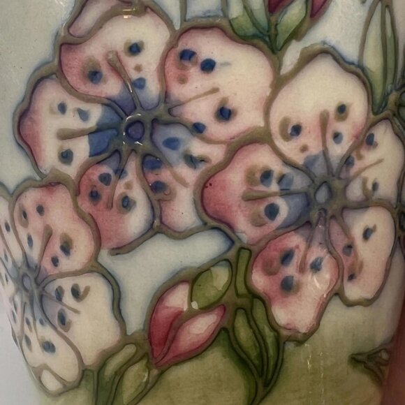 Moorcroft 'Spring Blossom' vase, designer Sally Tuffin - Picture 6 of 9